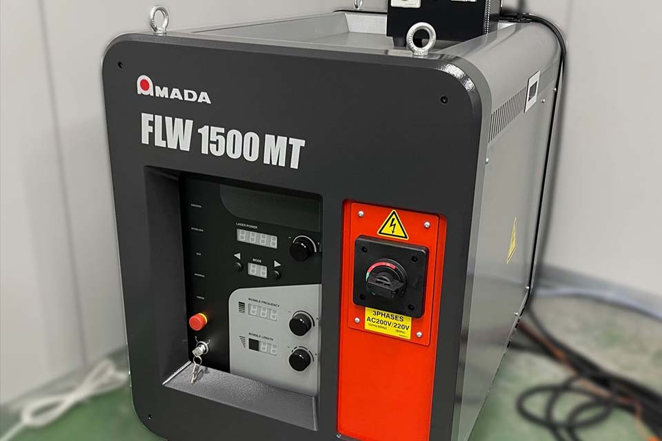ハンディファイバーレーザー溶接機 FLW-1500MT