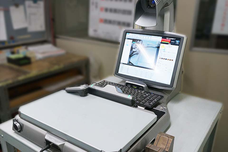 ハンディプローブ三次元測定器 XM-1200