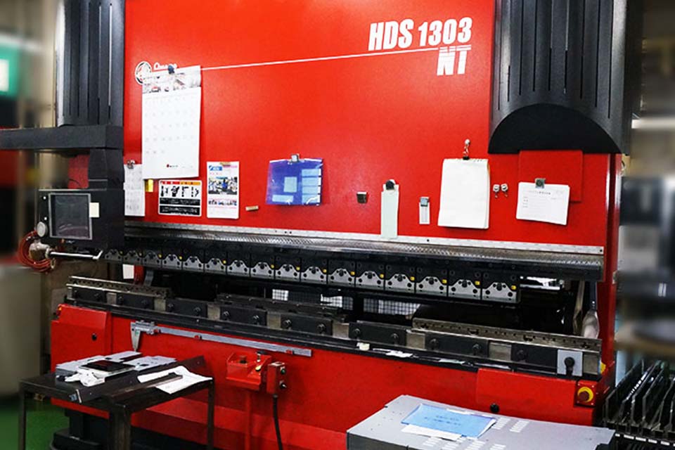 ベンディングマシン HDS-1303NT