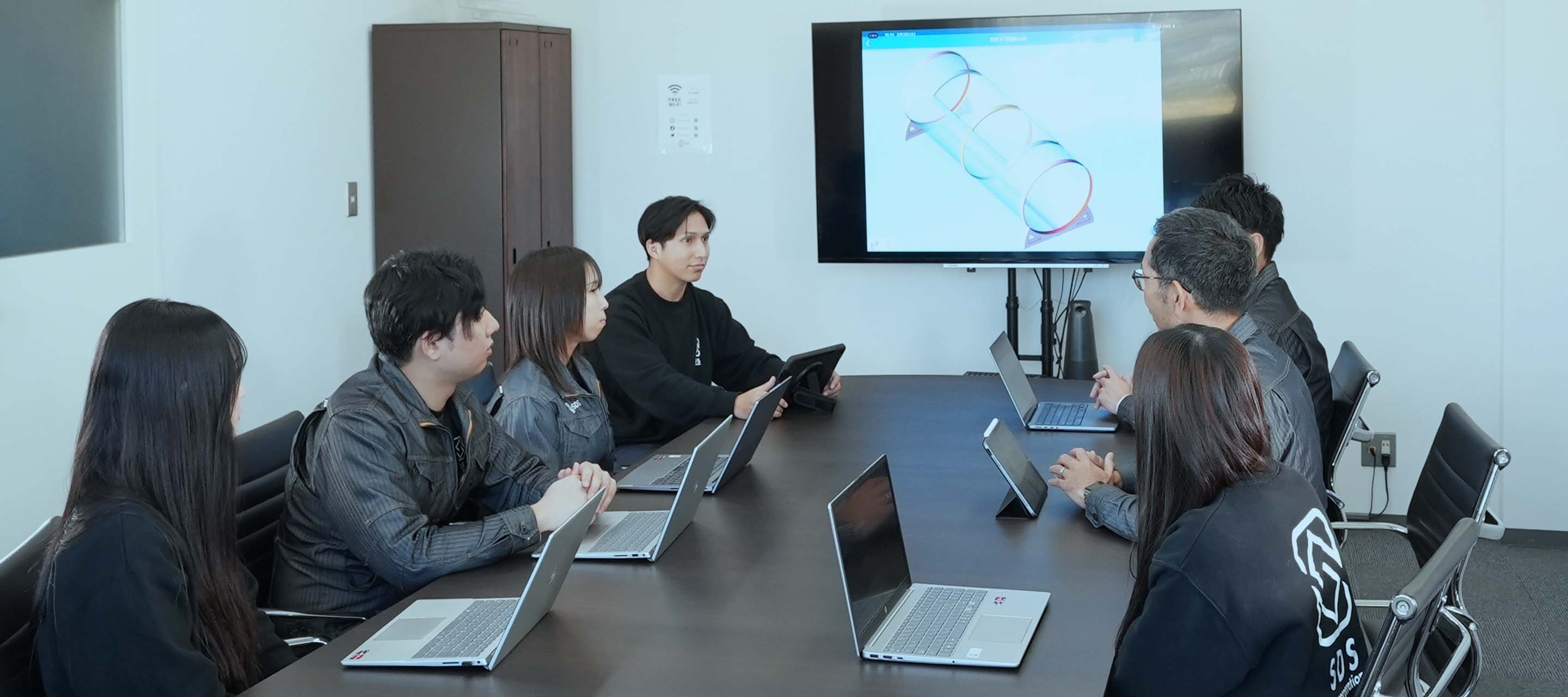 先輩社員インタビュー
